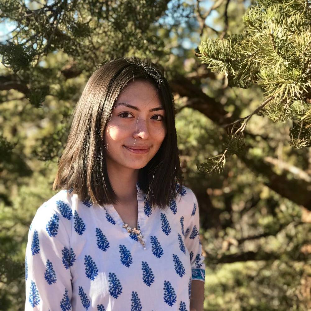 Meet your Posher, Alicia